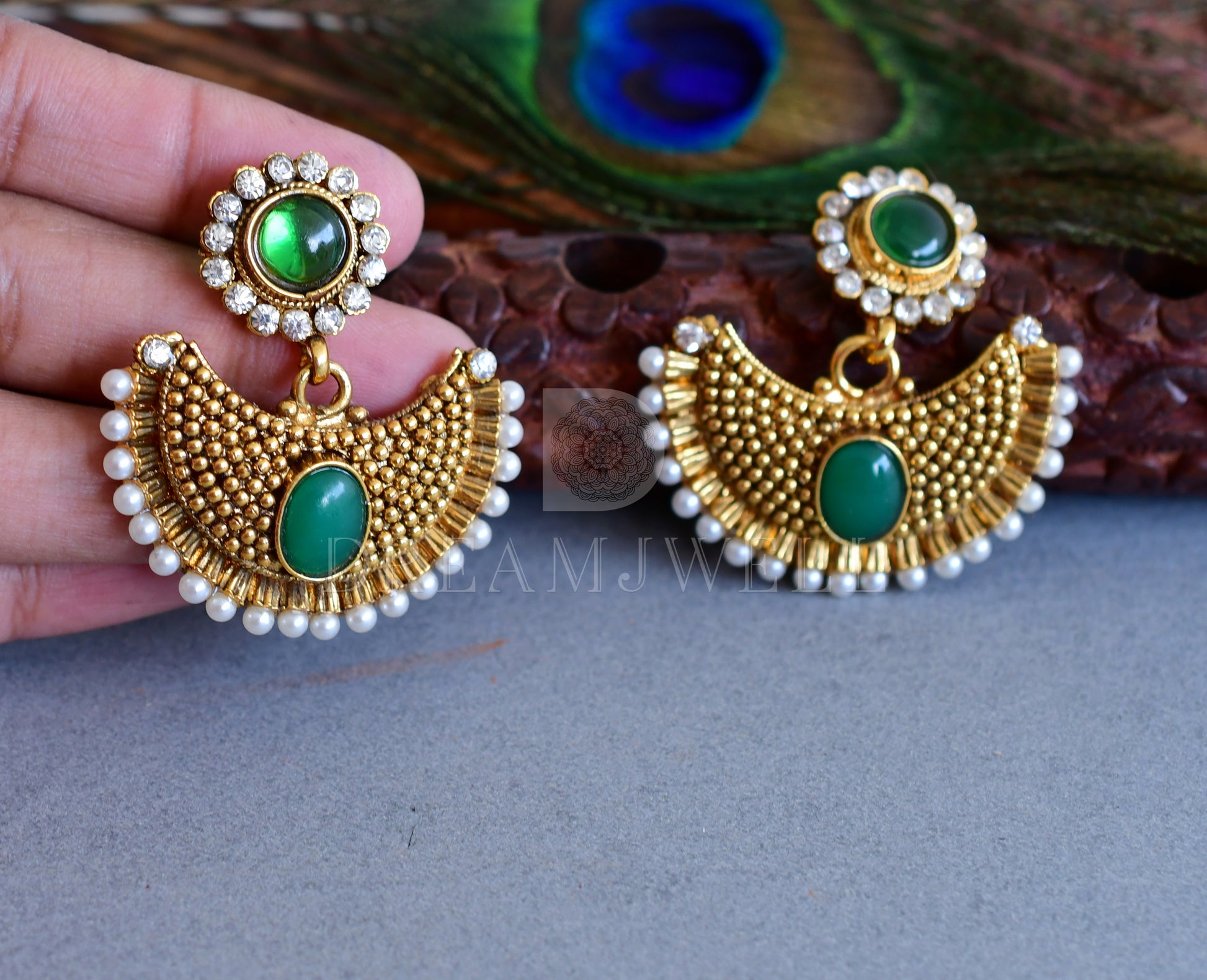 Antique green-white pearl designer earrings dj-35163