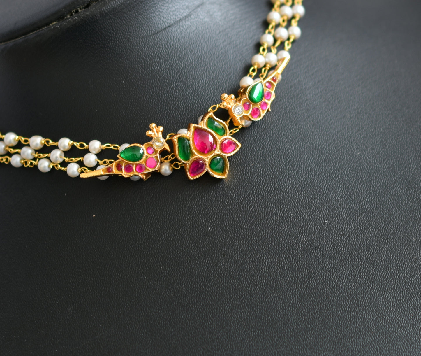 Gold tone pink-green kundan jadau Lotus pearl choker necklace dj-39772