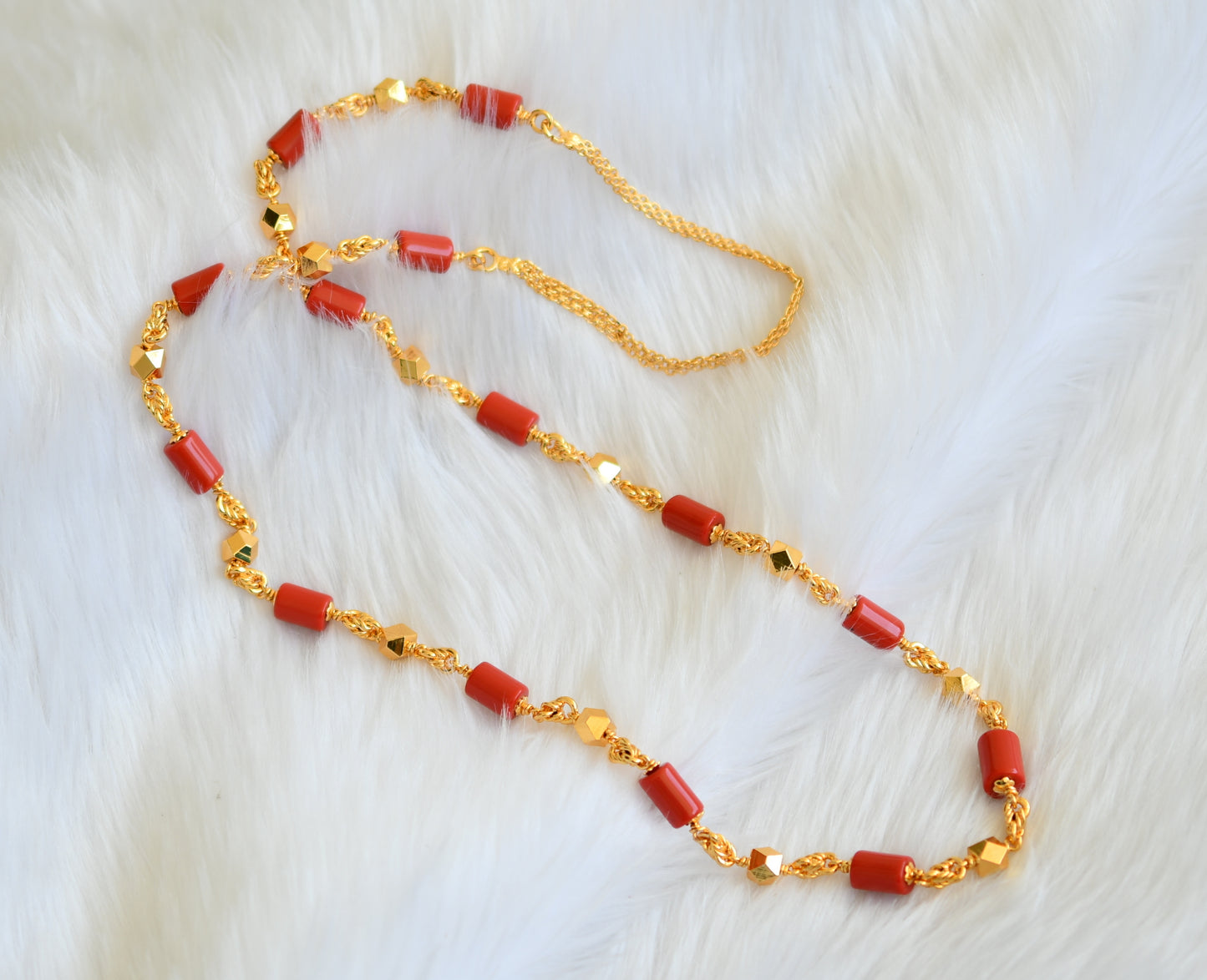 Gold tone coral 30 inches chain dj-35868