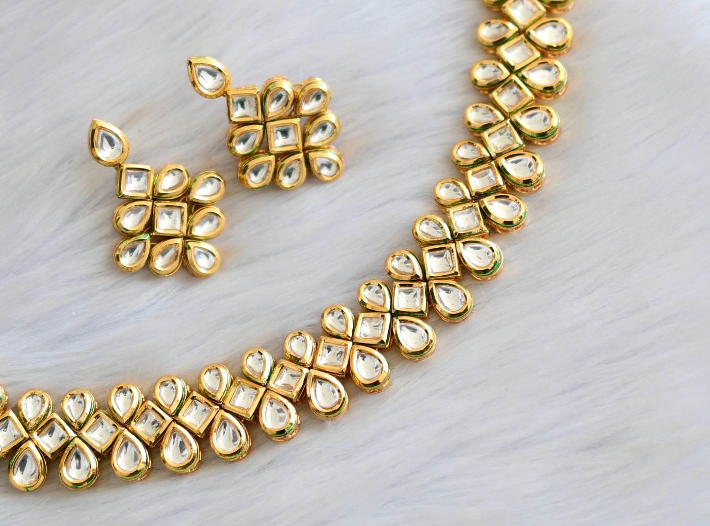 Gold tone white kundan necklace set dj-40639