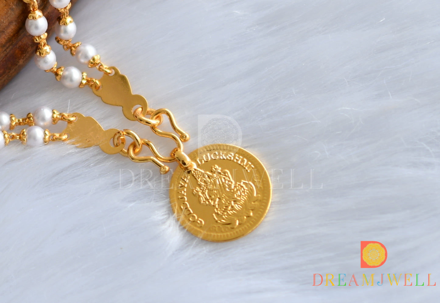 Gold tone pearl Lakshmi coin pendant with chain dj-38289