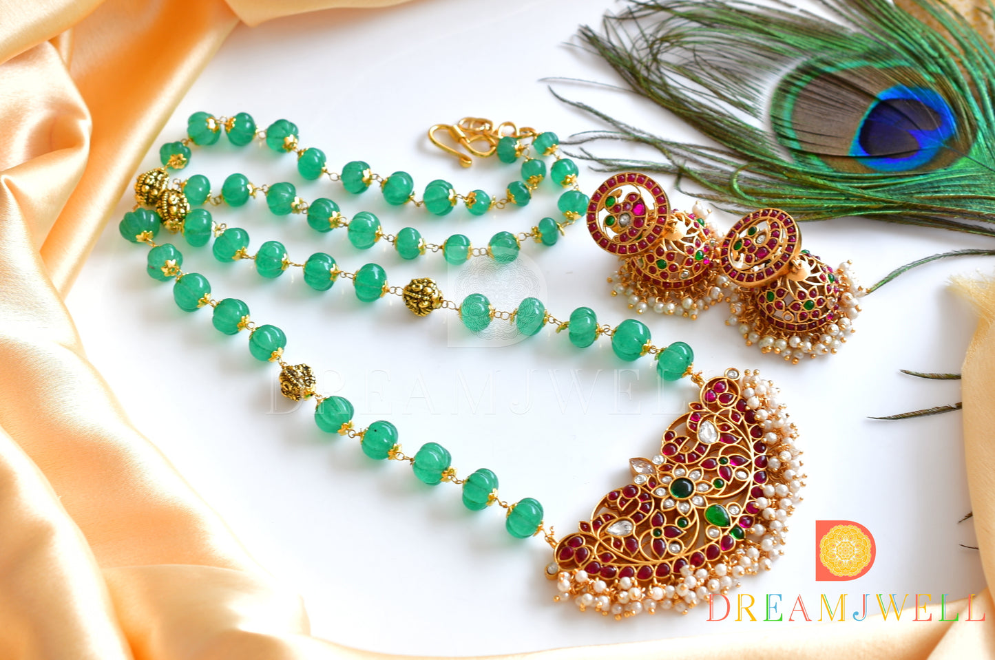 Gold tone Kemp-green-white pearl designer haar set dj-36054
