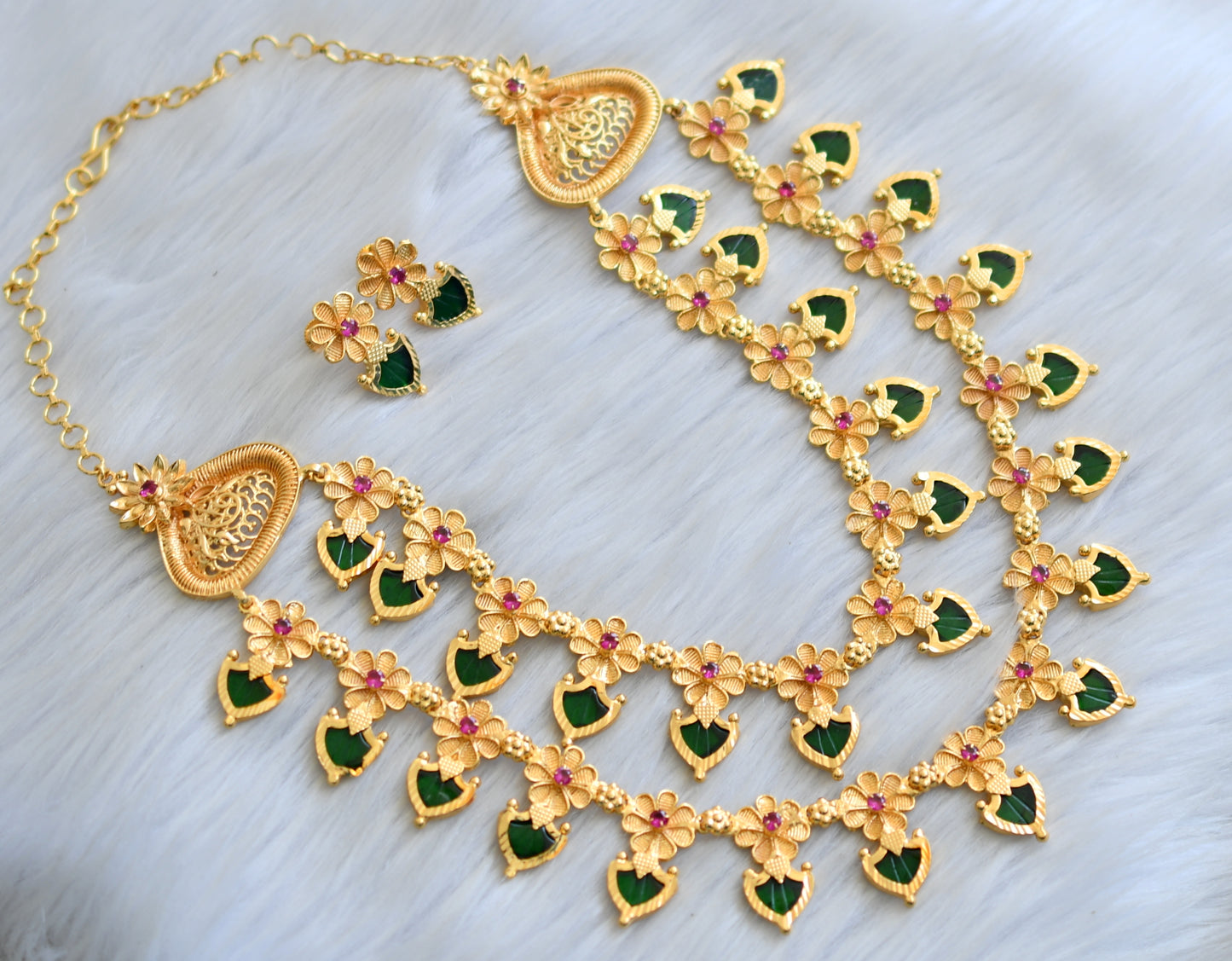 Gold tone pink stone Green palakka flower Kerala style double layer necklace set dj-41927