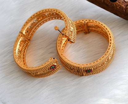 Matte finish kemp-green Lakshmi screw type of bangles (2.8) dj-39832