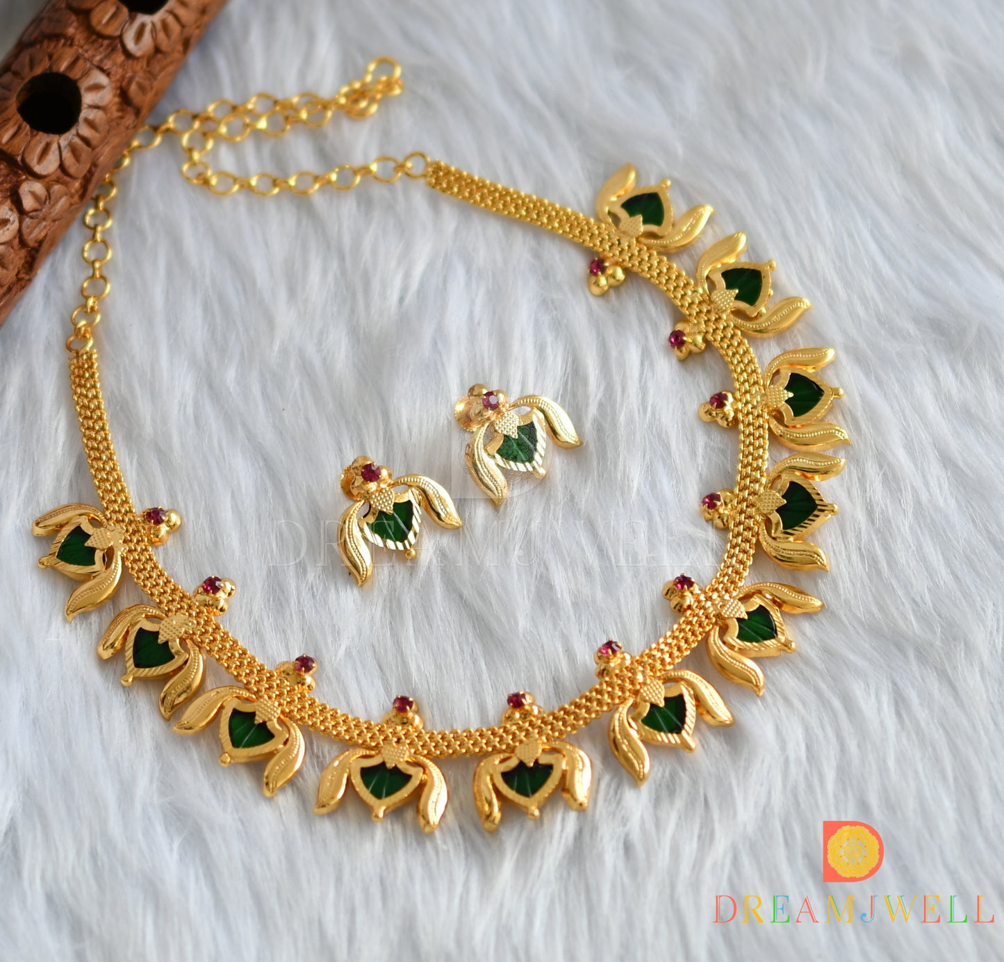 Gold tone green Palakka Lotus designer necklace set dj-35355