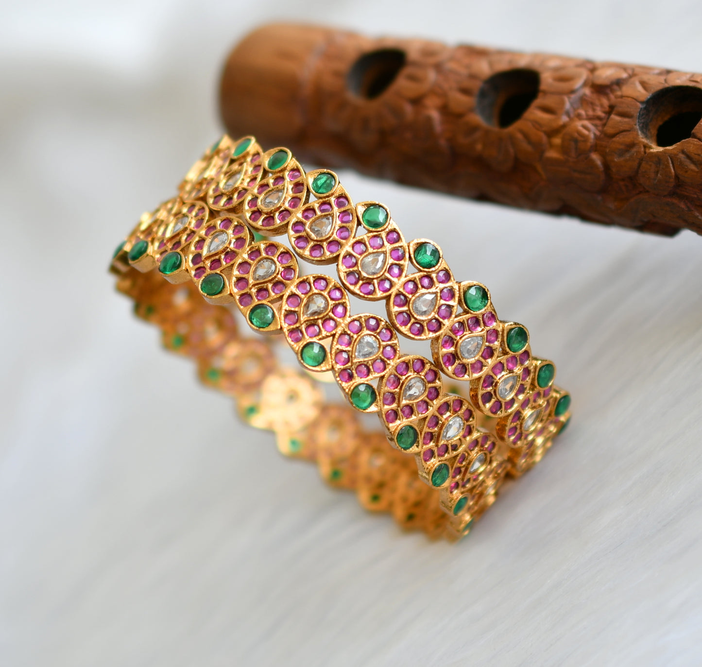 Matte finish kemp-green-white mango bangles(2.8) dj-39838