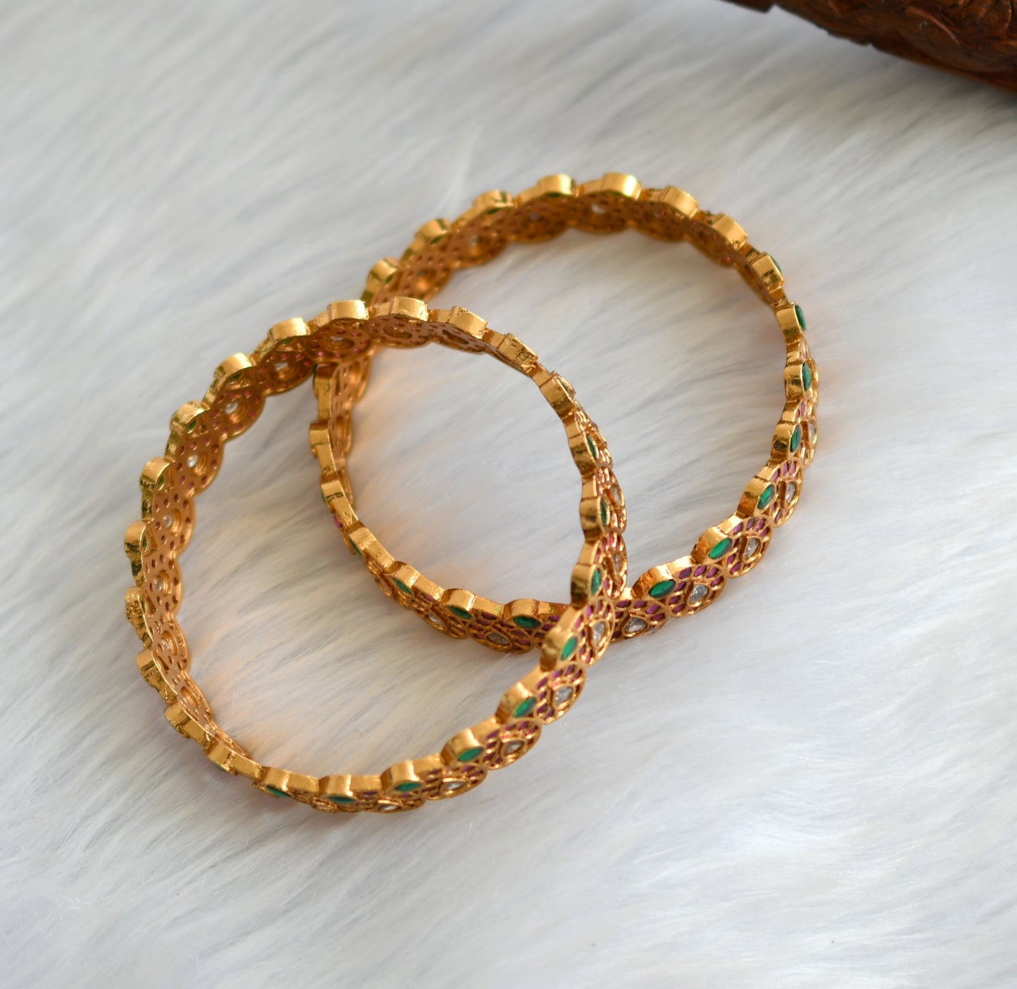 Matte finish kemp-green-white mango bangles(2.8) dj-39838