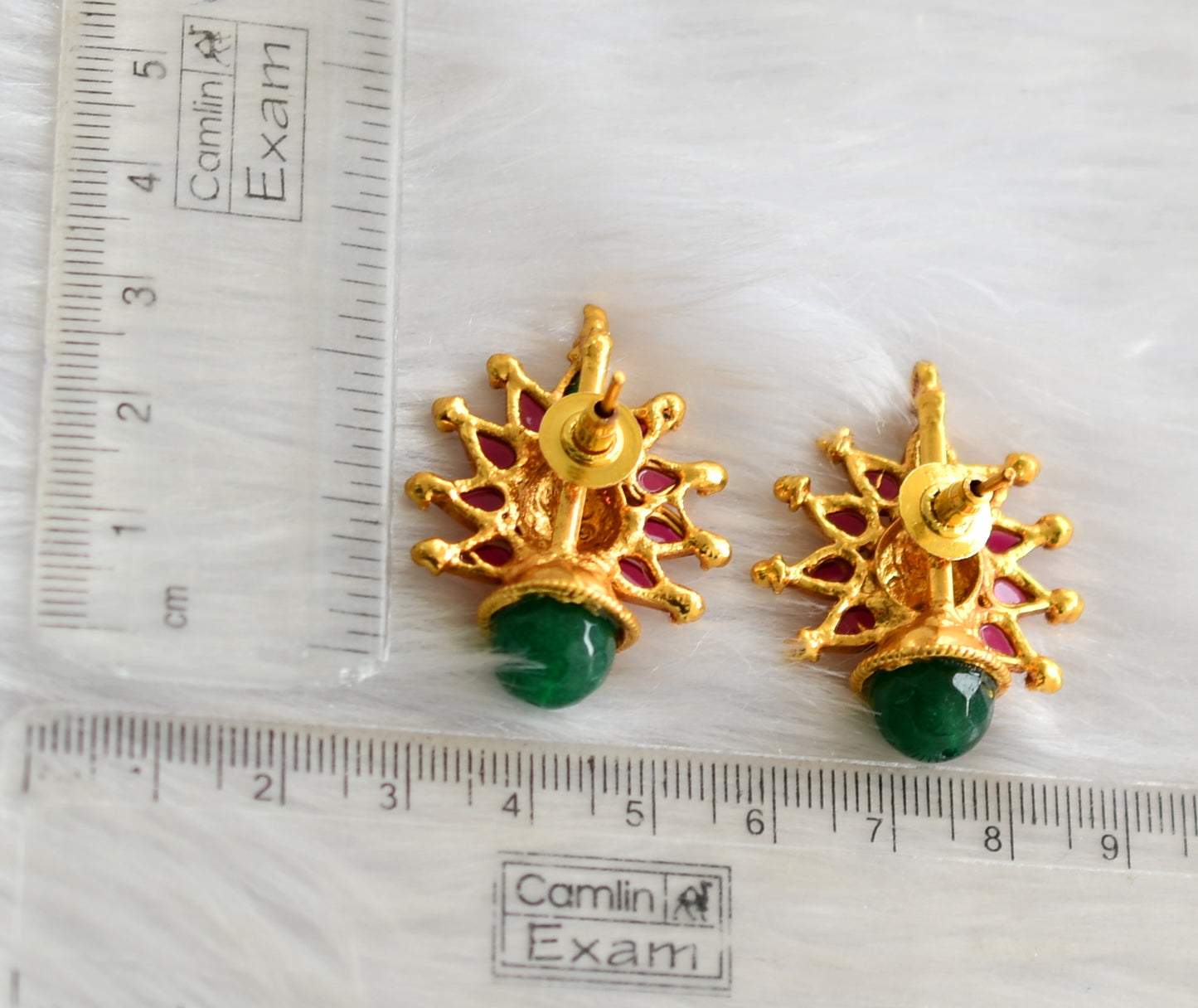 Antique kemp-green agates Lakshmi earrings dj-39859
