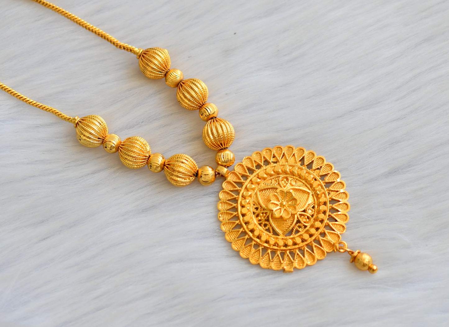 Gold tone flower Kerala style kodi necklace dj-40666