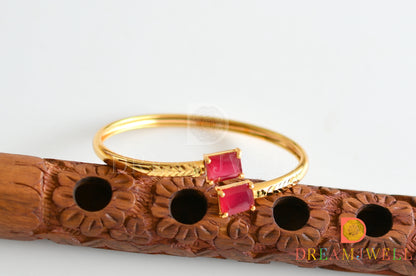 Gold tone ruby block stone bracelet