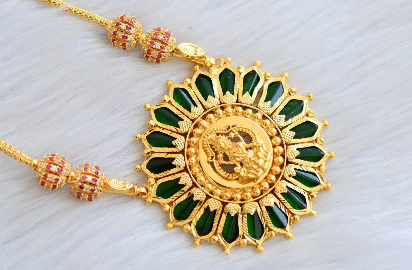 Gold tone white-pink stone green nagapadam Lakshmi Kerala style kodi necklace dj-40678