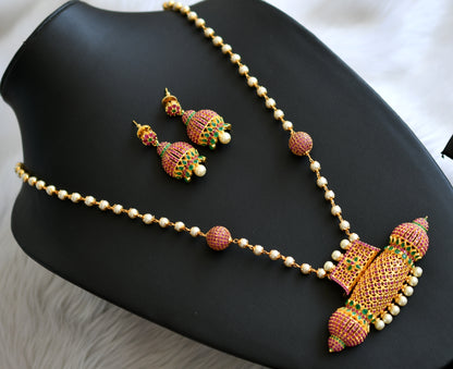 Gold tone ruby-green pearl pendant with chain haar set dj-41972
