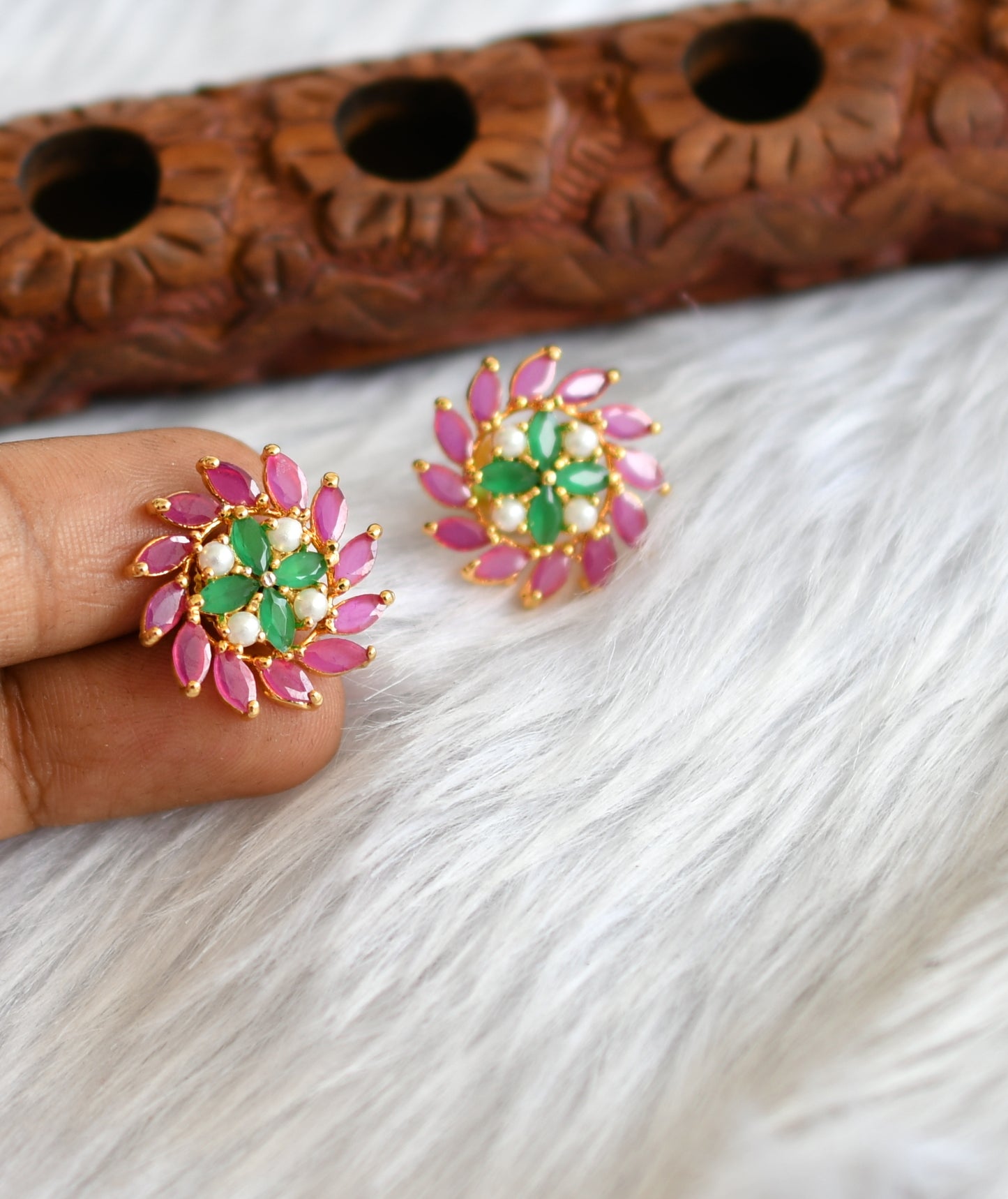 Gold tone ruby-emerald-white stone earrings/Stud dj-39184