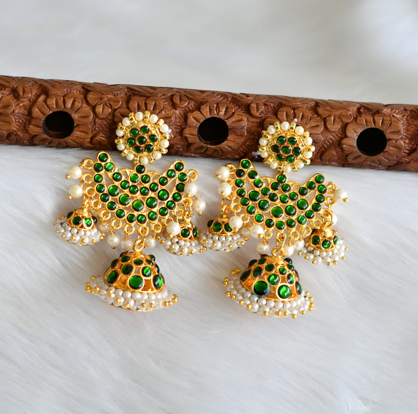 Gold tone green pearl kemp jhumkka dj-19275