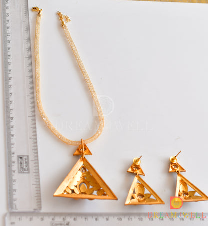 Matte Finish Gold stone Triangle shape Pendant Set-dj10559