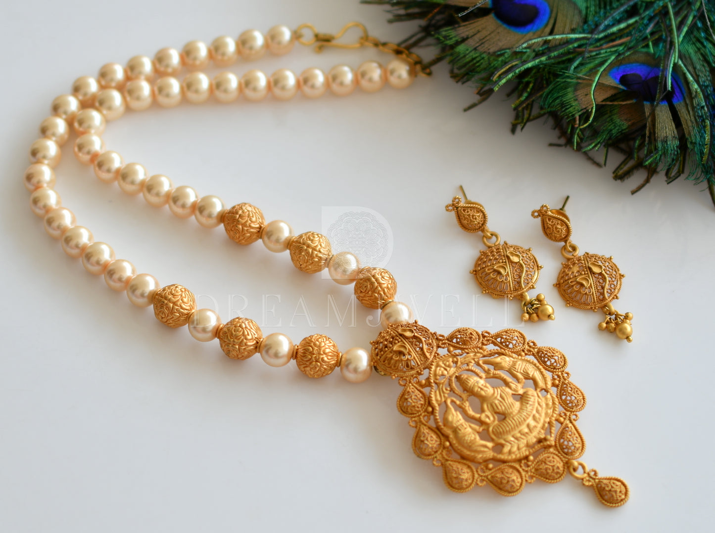 Matte finish pearl Lakshmi designer necklace set dj-06588