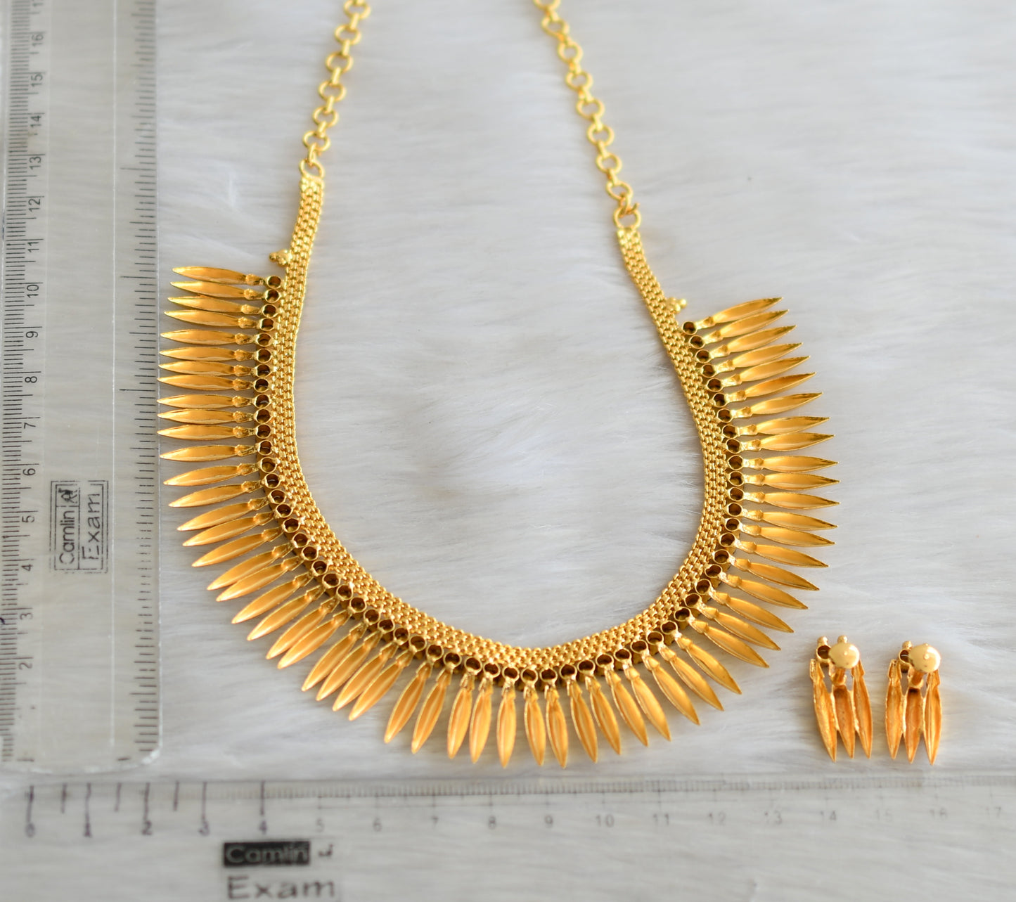 Gold tone blue stone mulla mottu Kerala style necklace set dj-37490