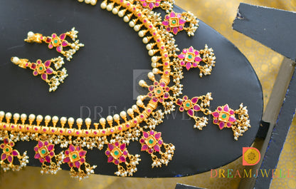 Gold look alike ruby-green gutta pusalu haar set dj-06286