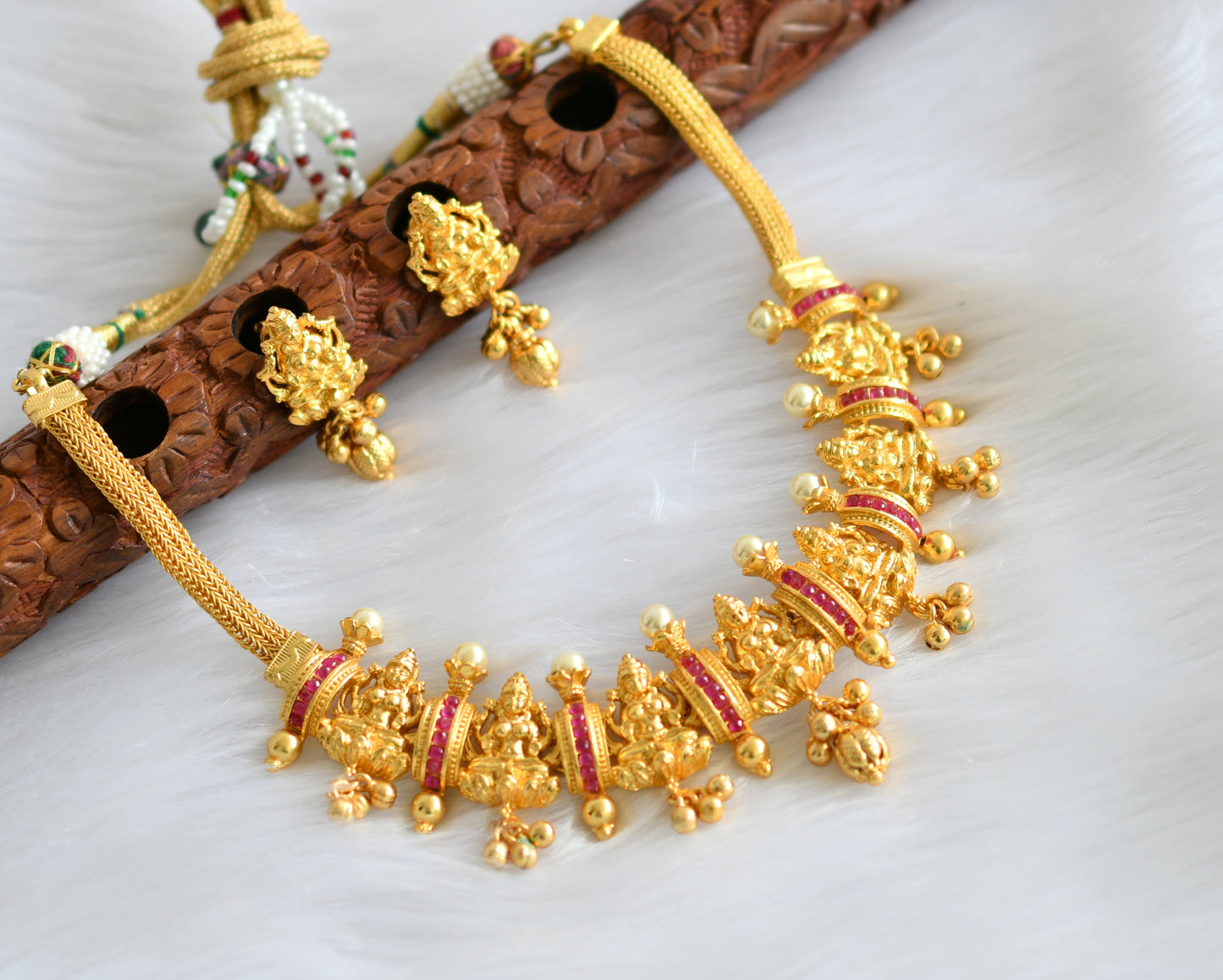 Matte finish ruby Lakshmi necklace with screw back earrings dj-13299