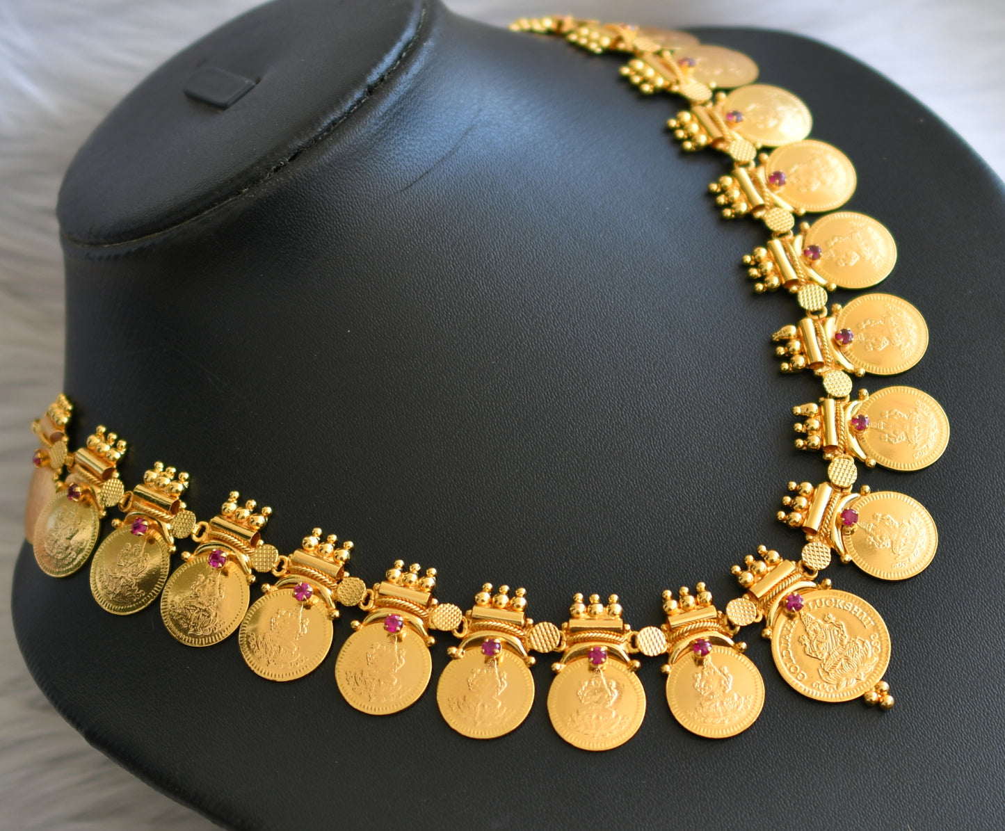 Gold tone pink stone Lakshmi coin Kerala style necklace dj-40789