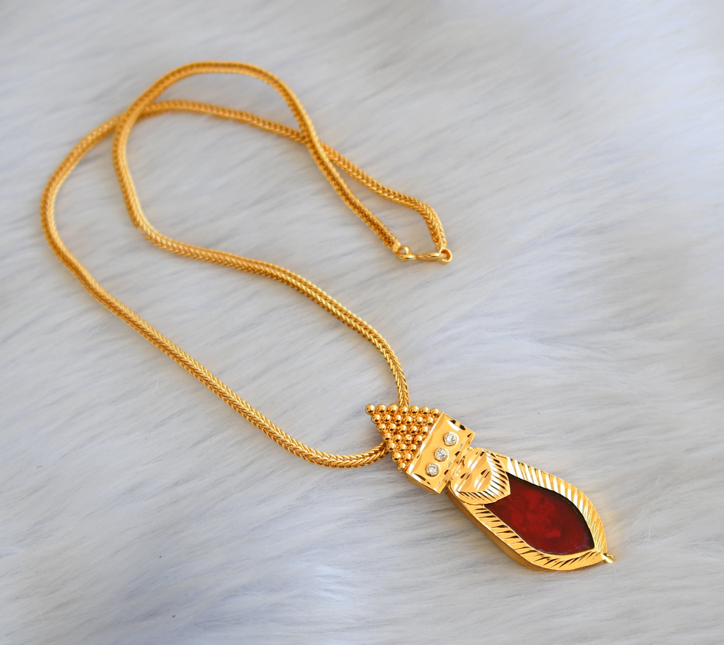 Gold tone red nagapadam Kerala style pendant with chain dj-40768