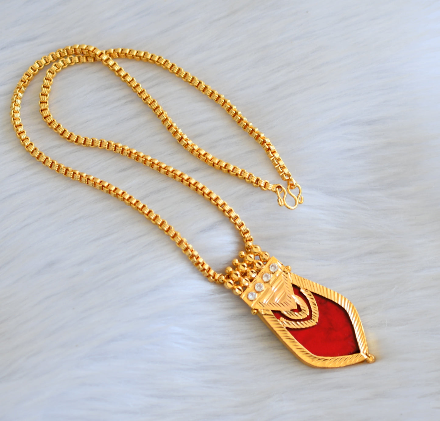 Gold tone white-red nagapadam Kerala style pendant with chain dj-40769