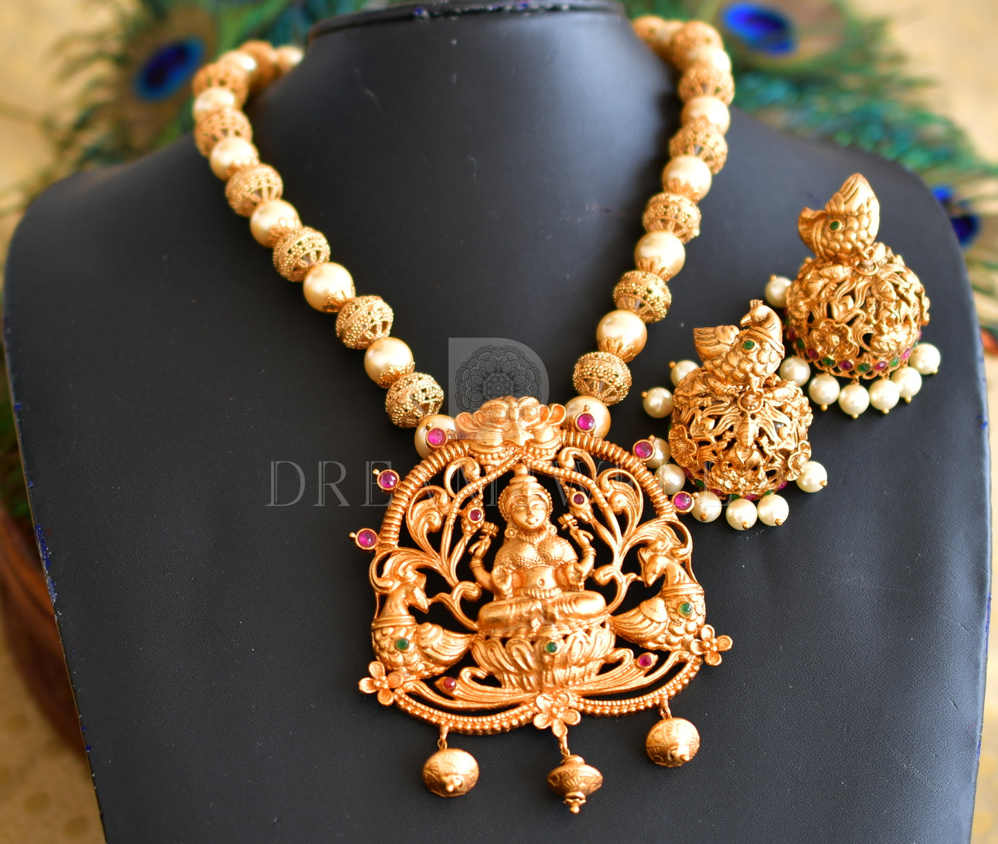 Matte finish pearl ruby-emerald big lakshmi necklace set dj-08249