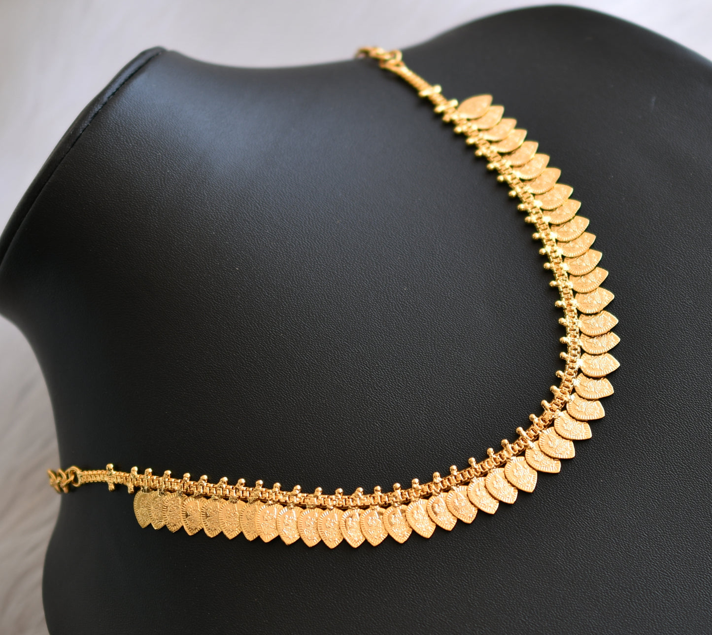 Gold tone leaf Lakshmi coin Kerala style necklace dj-40824