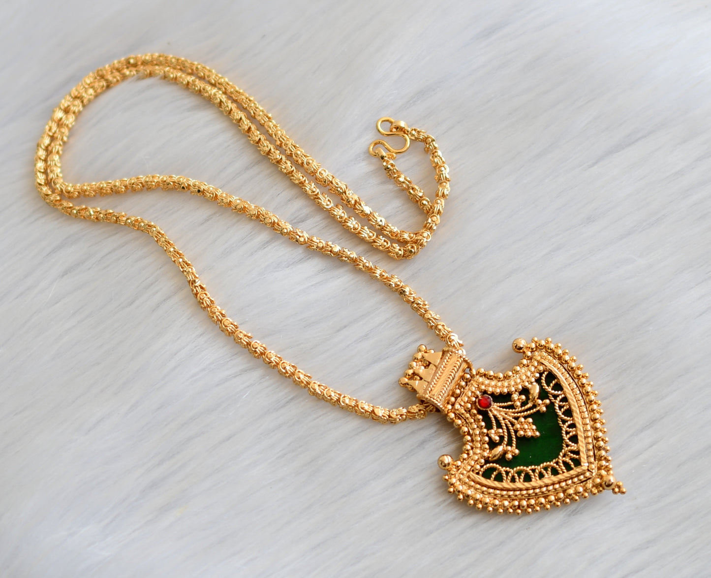 Gold tone pink-green palakka Kerala style pendant with chain dj-40828