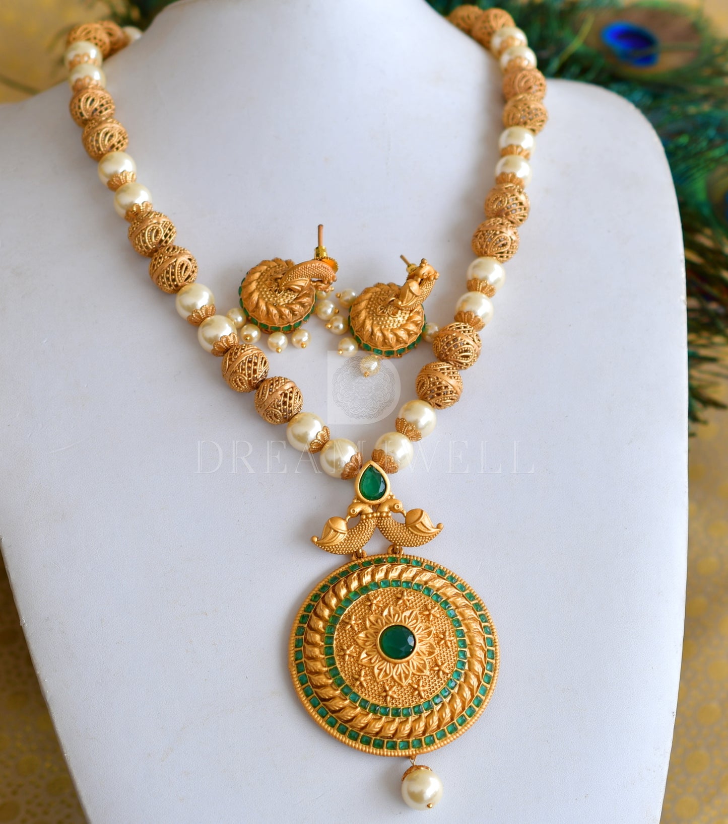 Matte finish ruby-emerald pearl designer necklace set dj-06482