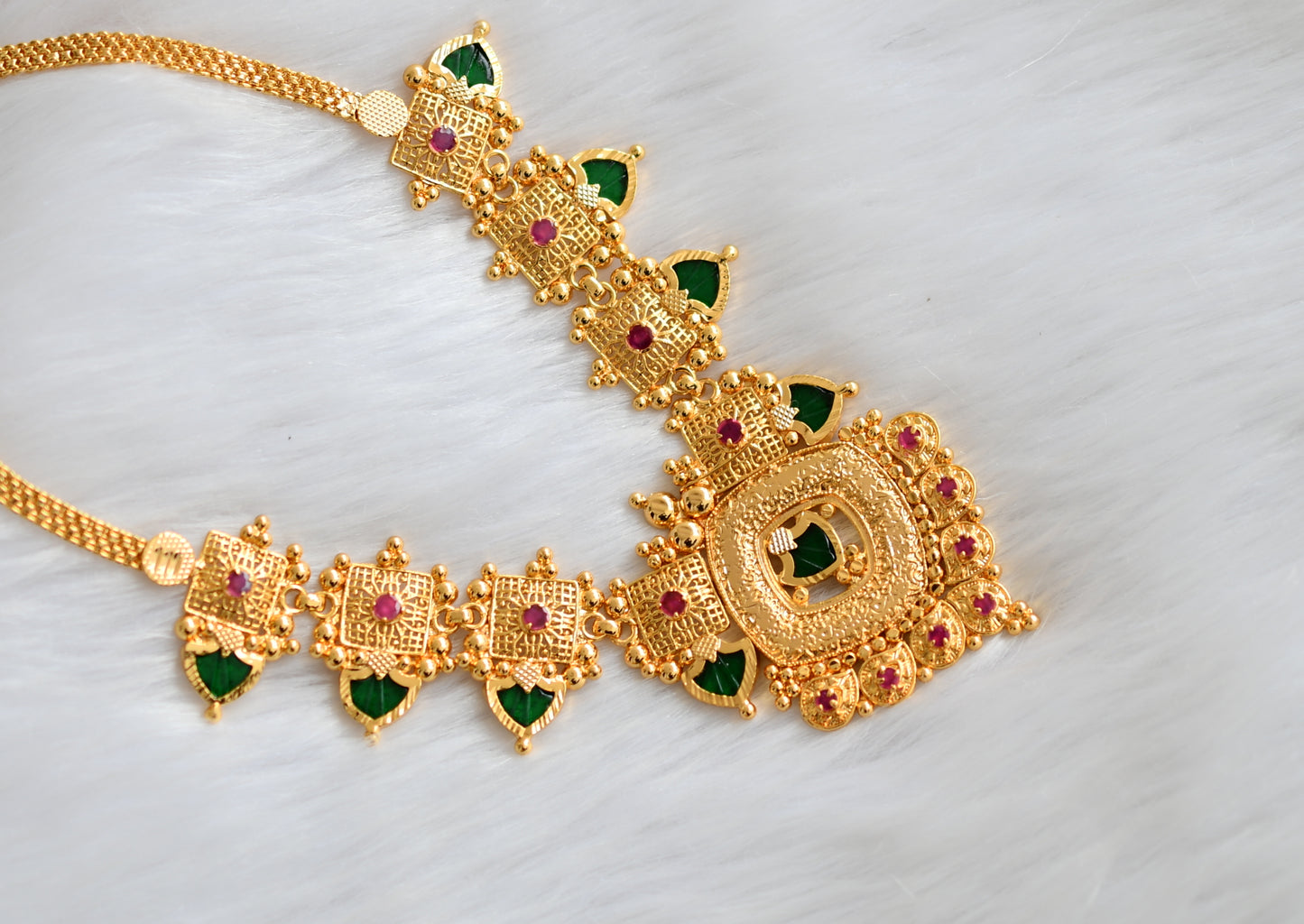 Gold tone pink-green palakka Kerala style necklace dj-39241