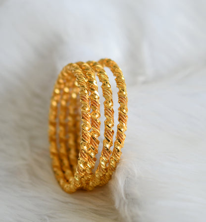Gold tone set of 4 bangles(2.4) dj-39286