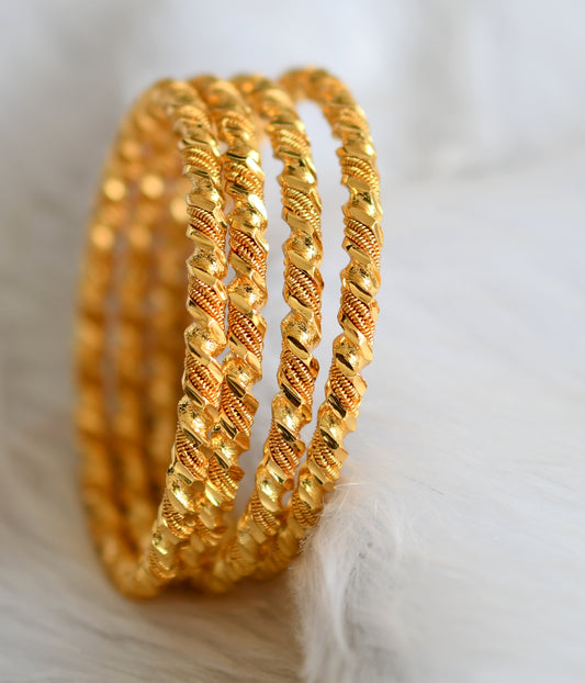 Gold tone set of 4 bangles(2.4) dj-39286