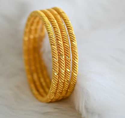 Gold tone set of 4 bangles(2.8) dj-39284