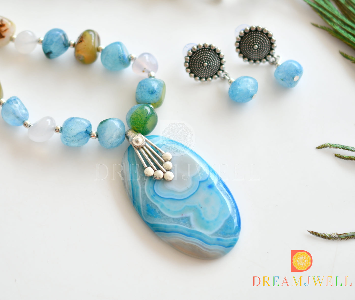 Silver tone sliced agate pendant with skyblue-green onyx beads necklace set dj-37170