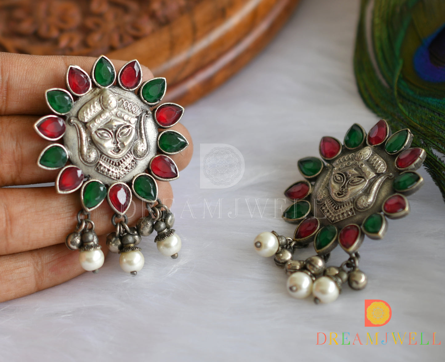 Silver look alike Ma-Durga red-green stone pearl haar set dj-38483