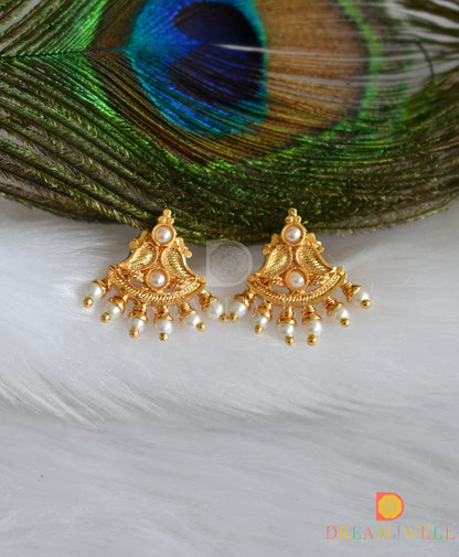 Gold tone pearl mango earrings dj-38496