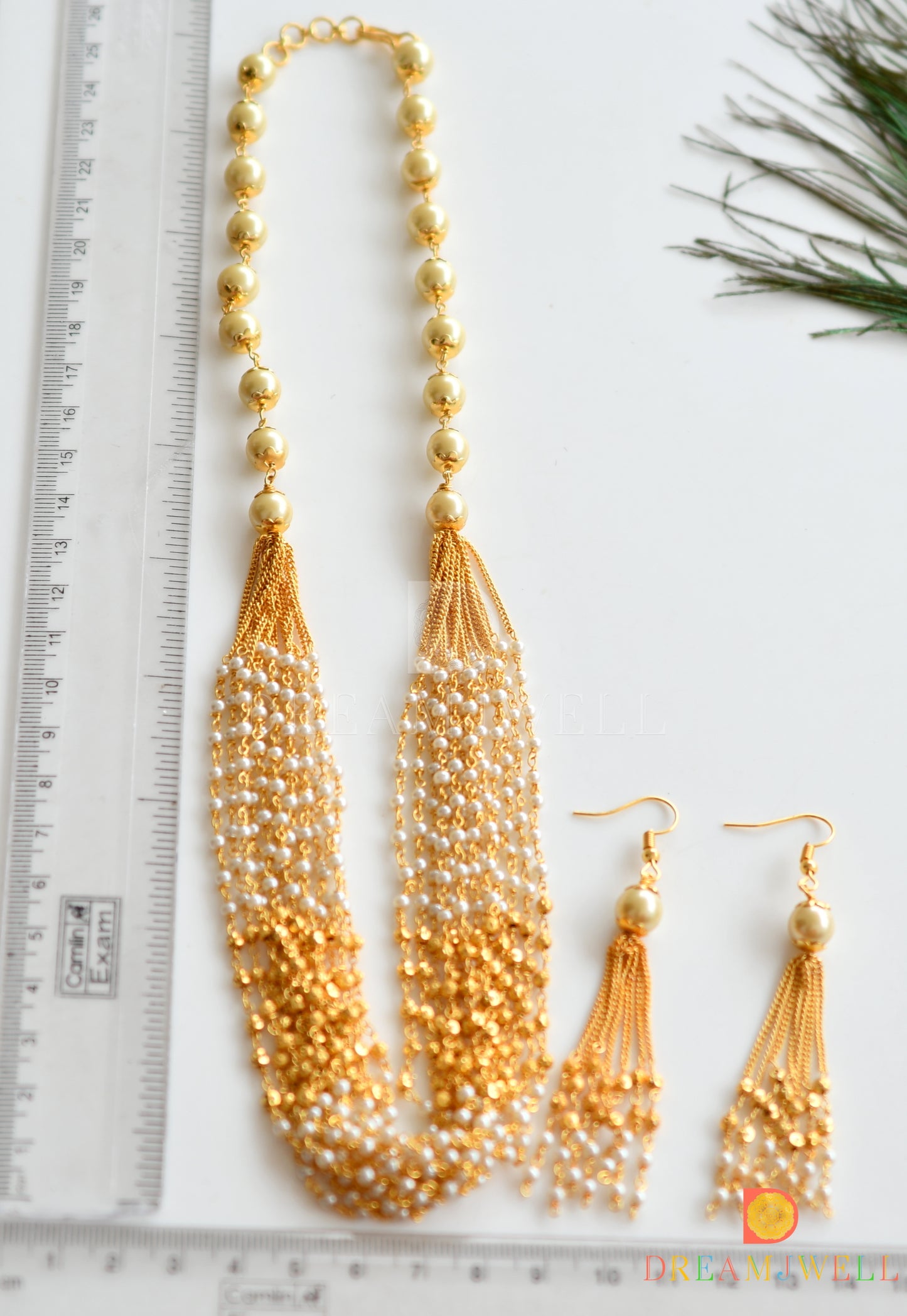 Gold tone pearl multilayer necklace set