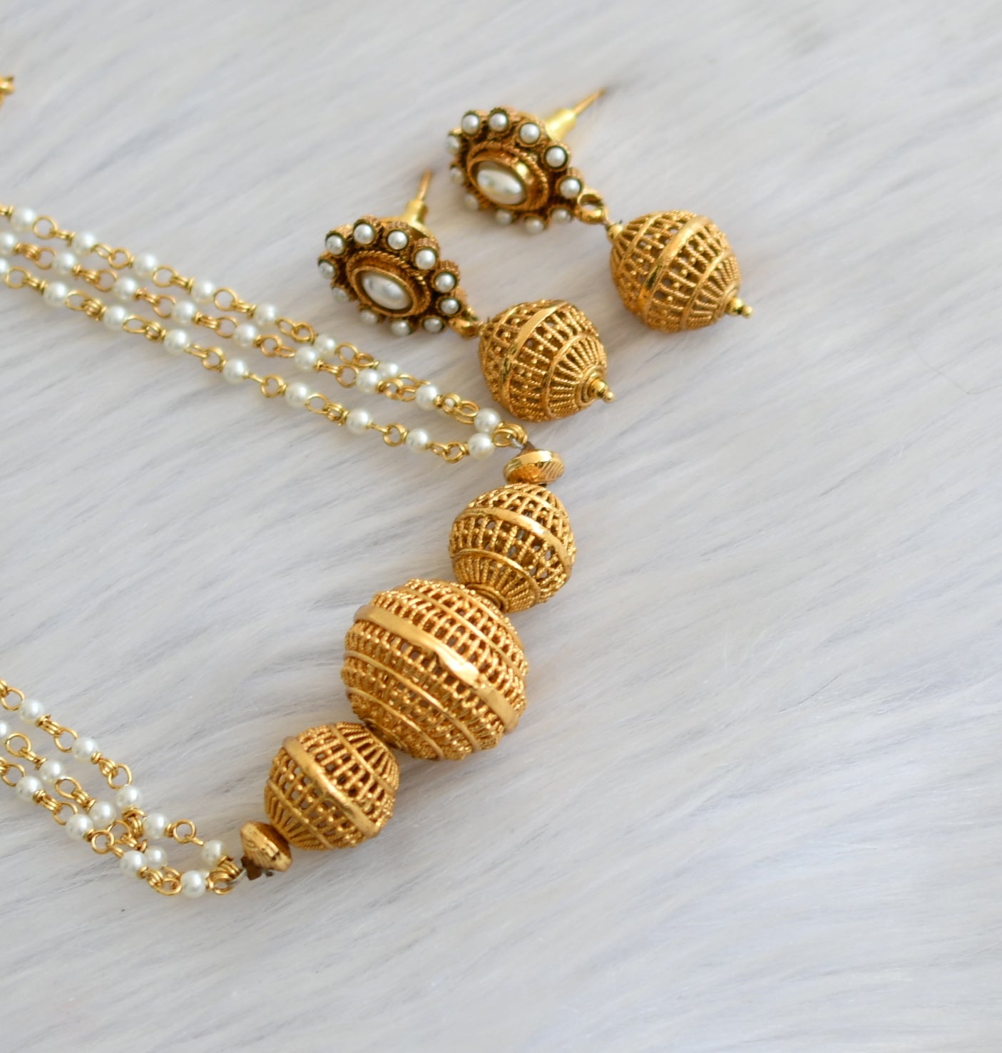 Antique gold tone pearl beaded necklace set dj-05175