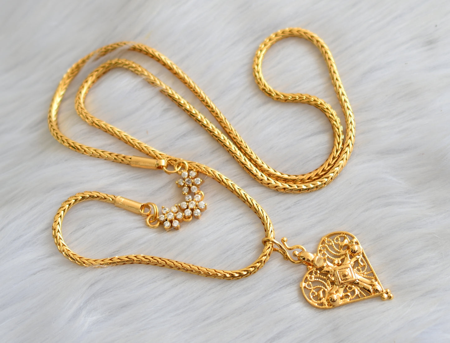 Gold tone white stone cross pendant with mugappu chain dj-40869