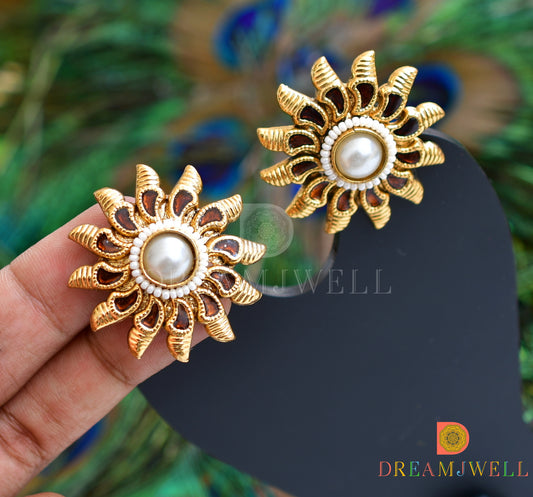 Antique pearl sun stud dj-06364