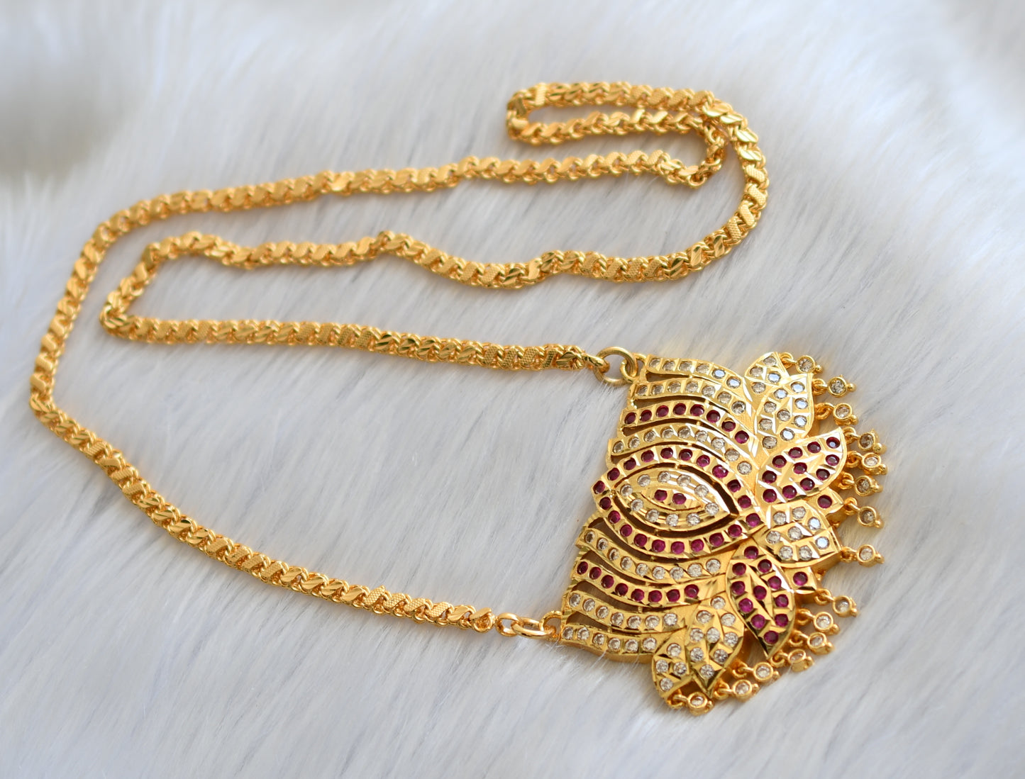 Gold tone ruby-white Lotus South Indian pendant with chain dj-40901