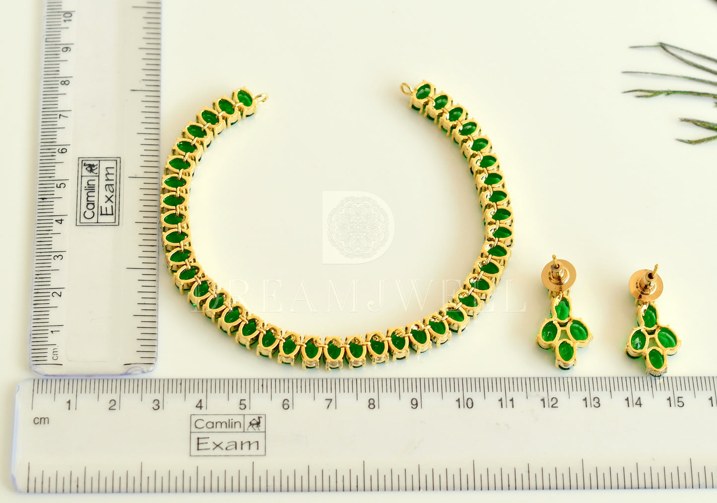 Gold tone bottle green designer necklace set dj-35399