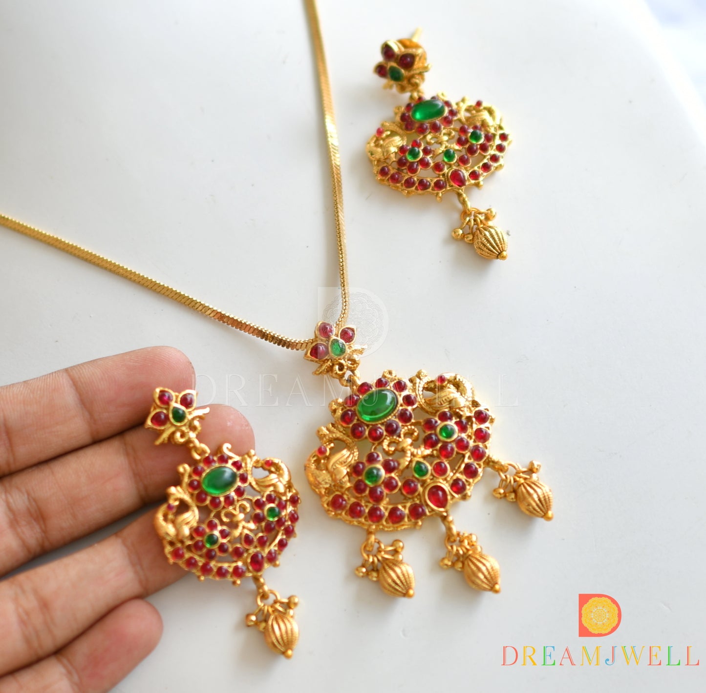 Gold Tone kemp-green peacock necklace set dj-14881