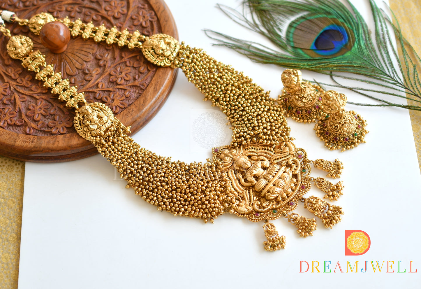 Matte finish kemp-green big Lakshmi gold cluster haar set dj-36240