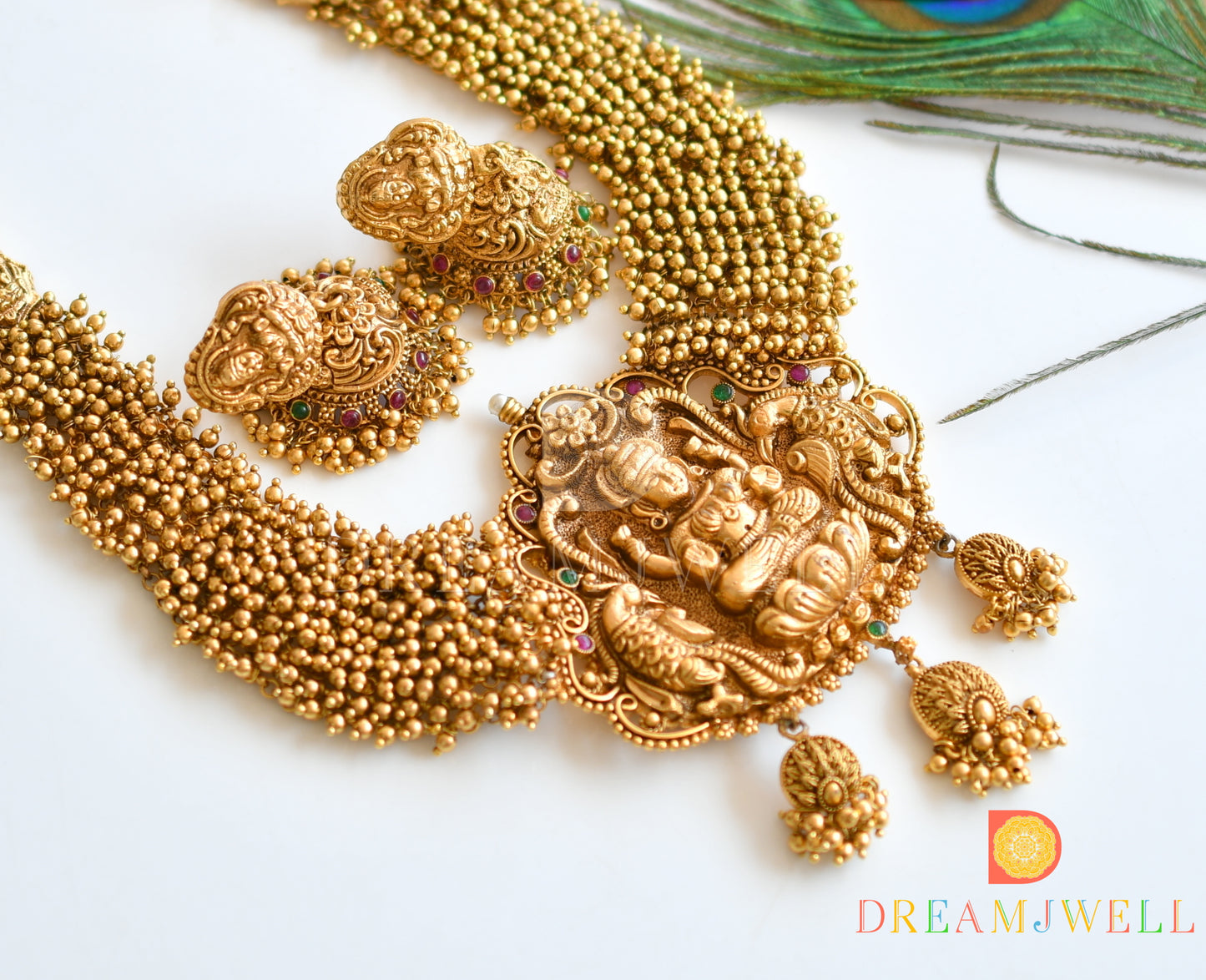 Matte finish kemp-green Lakshmi gold cluster haar set dj-36242