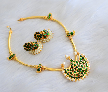 Gold tone green moon mango kemp necklace set dj-26099