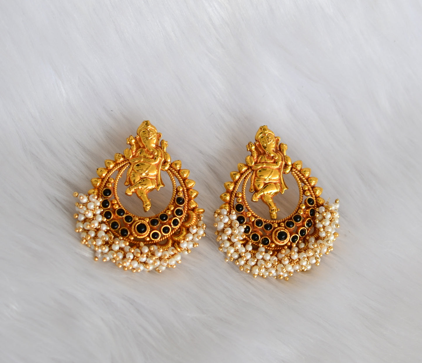 Antique gold tone black Ganesh pearl cluster necklace set dj-29549