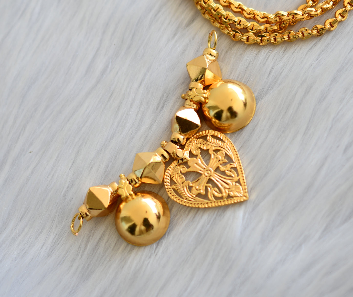 Gold tone bottu with cross christian mangalyam dj-40924