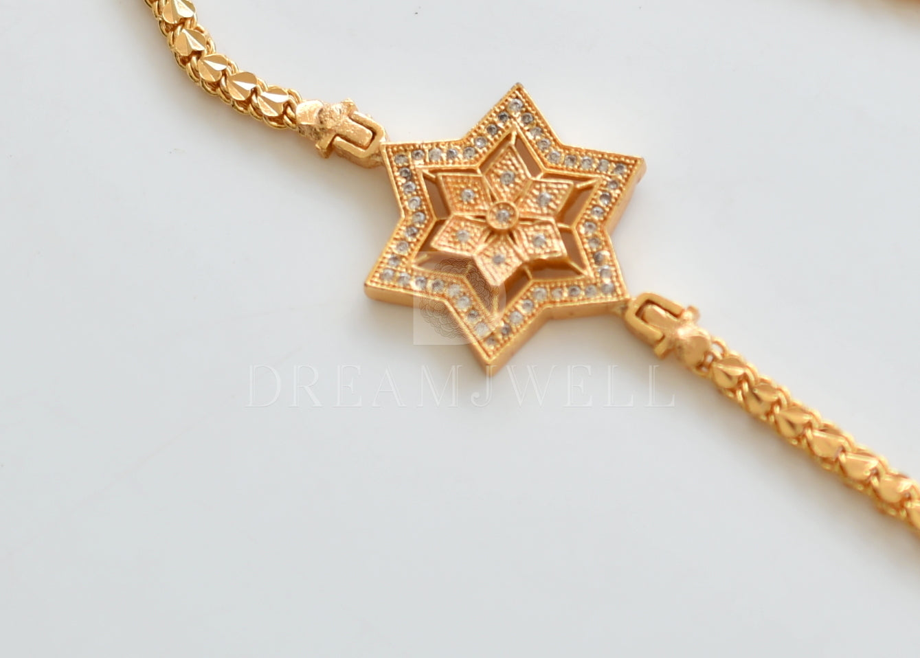 Gold tone white Star mugappu chain dj-25721